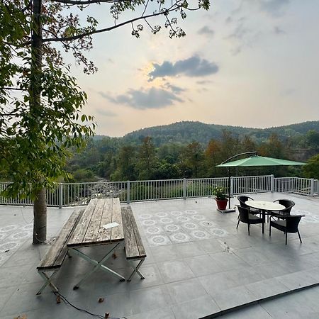 Saraiville- Luxury Riverside Cottages Dehradun Zewnętrze zdjęcie