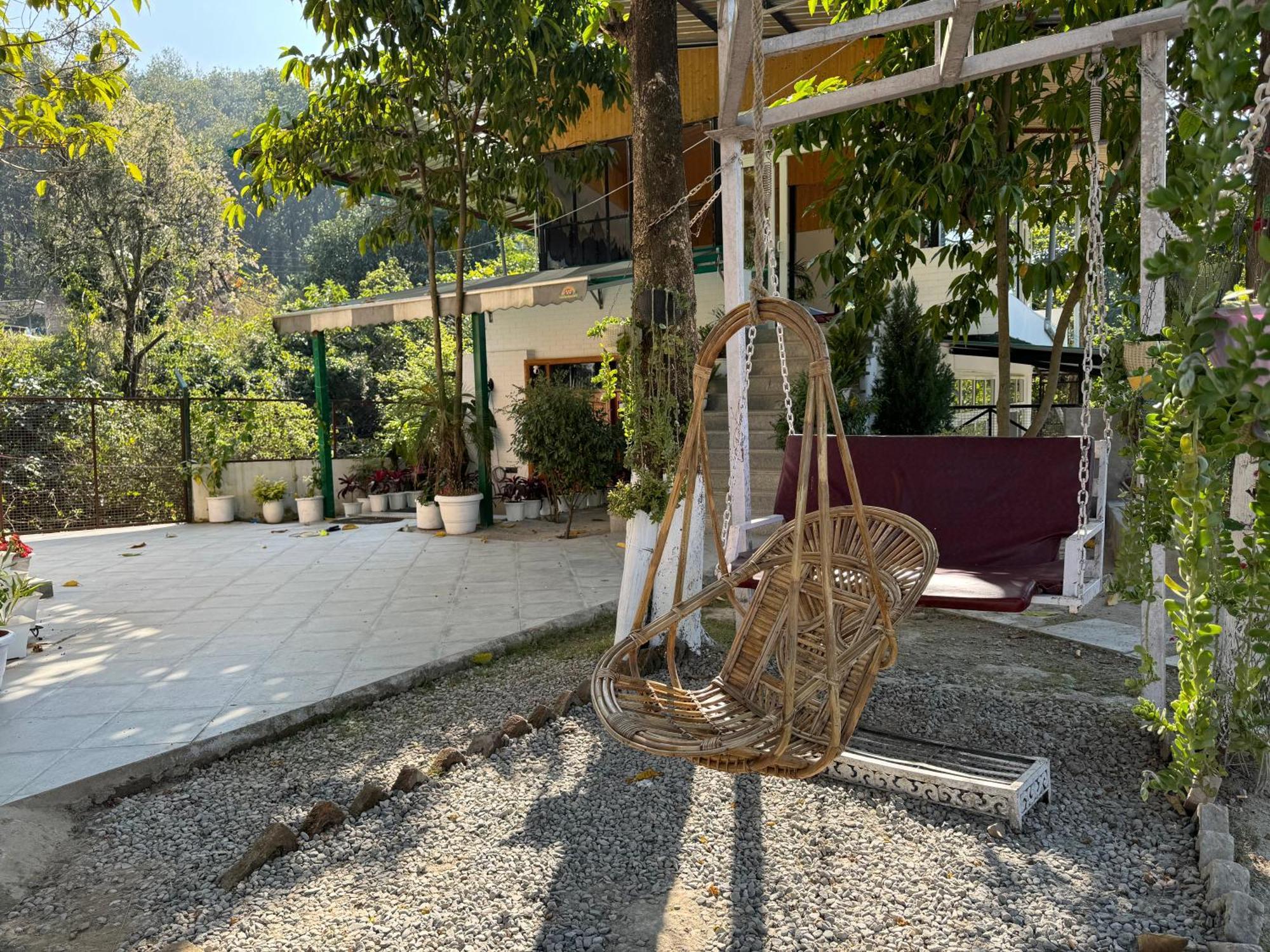 Saraiville- Luxury Riverside Cottages Dehradun Zewnętrze zdjęcie