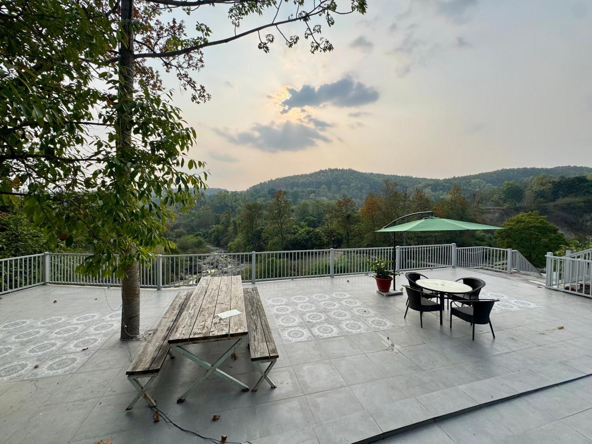 Saraiville- Luxury Riverside Cottages Dehradun Zewnętrze zdjęcie